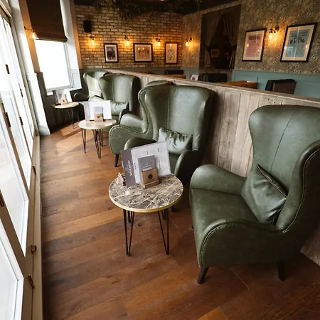 The - The Collection Group 4*